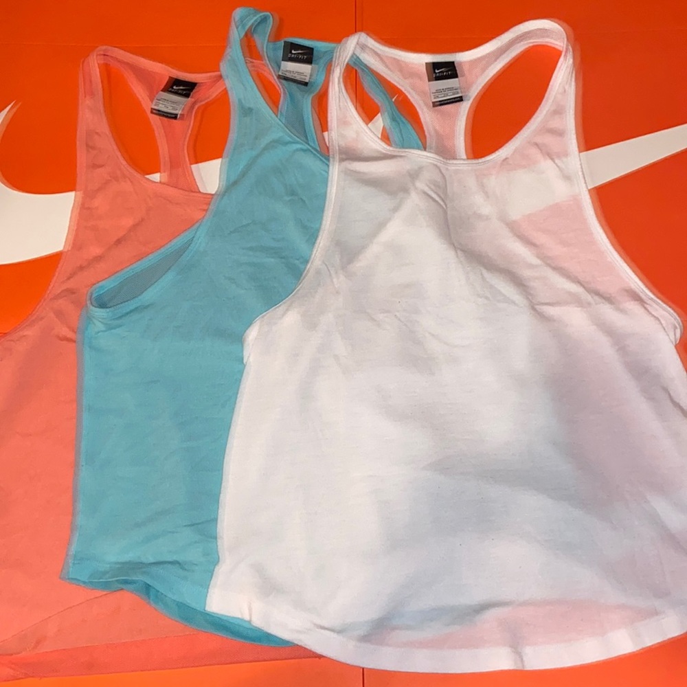 Two Nike Dri-Fit Tank tops bundle size S/M white🤍green 💚orange 🧡